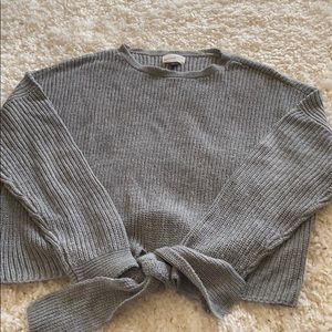 Universal Thread Knot Front sweater